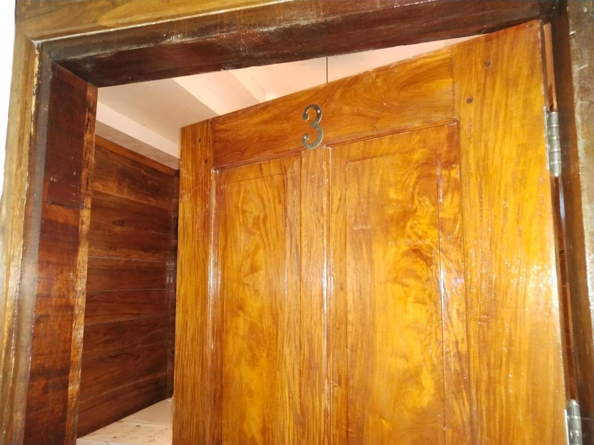 Lady Ghagha Room Rentals Сан-Висенте Экстерьер фото