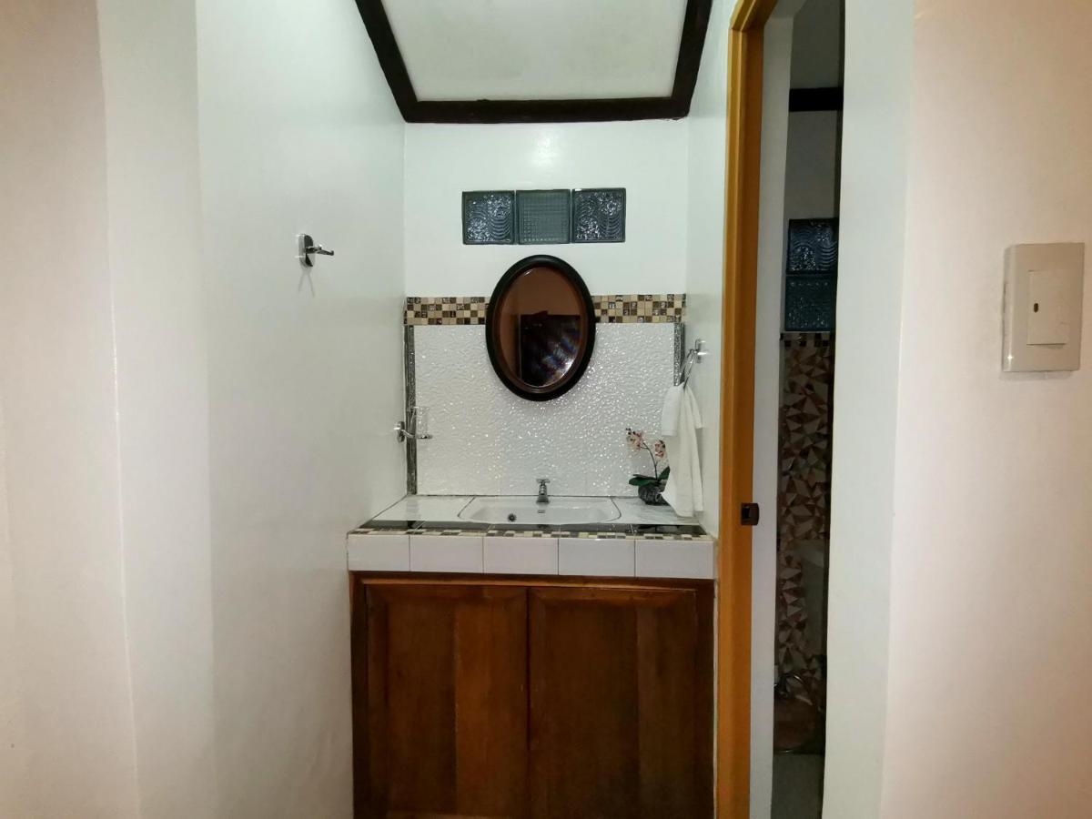 Lady Ghagha Room Rentals Сан-Висенте Экстерьер фото