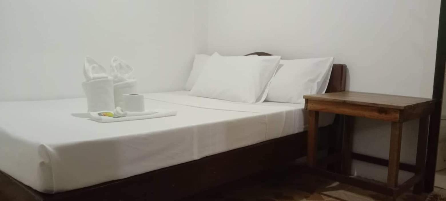 Lady Ghagha Room Rentals Сан-Висенте Номер фото